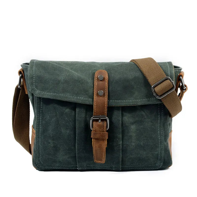 Oil Waxed Canvas Purse green